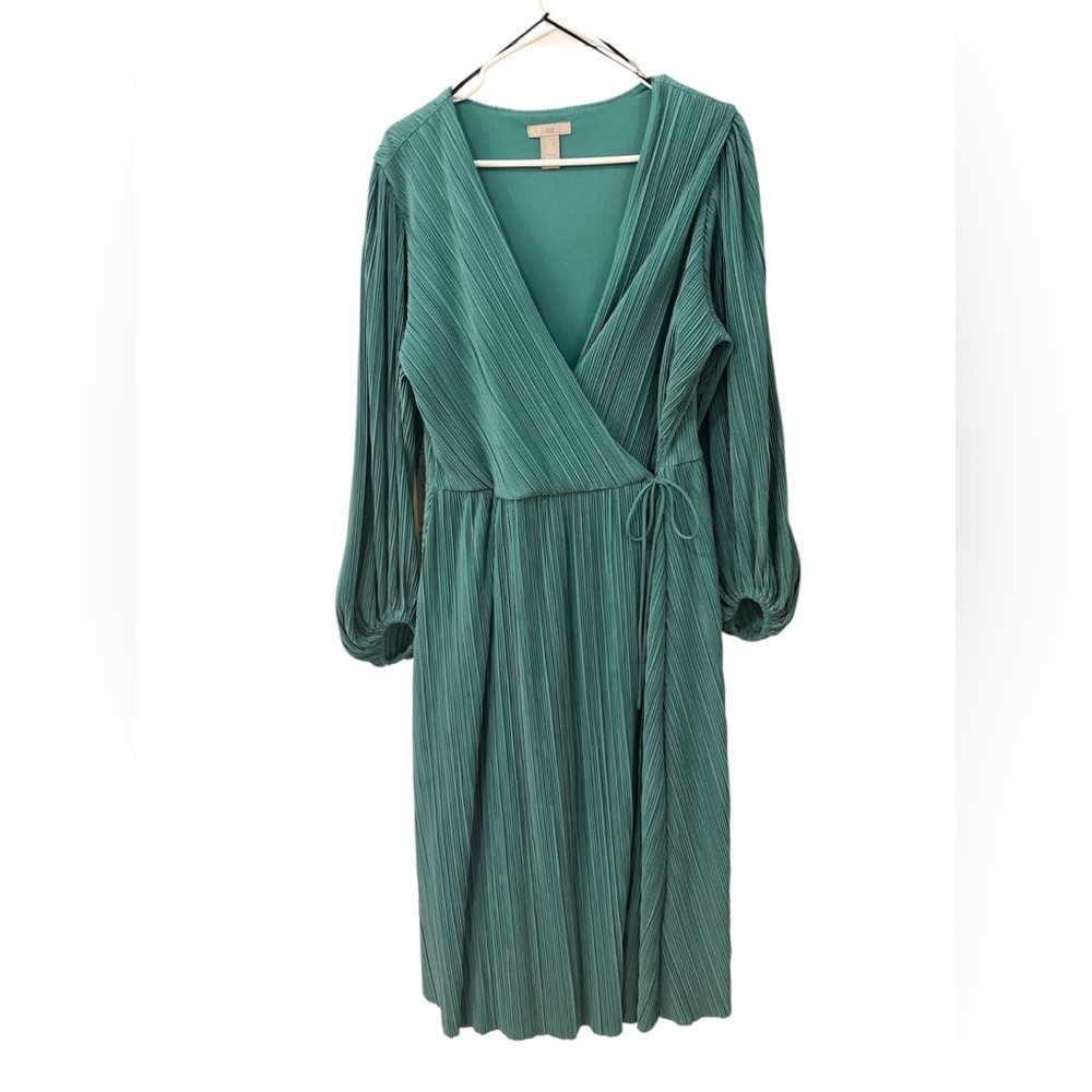 H&M Green Long Sleeve Wrap Dress
